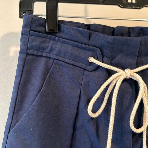 Wishlist Small Navy Blue Pleated Linen Blend Pull On Paper Bag Shorts - Picture 3 of 9